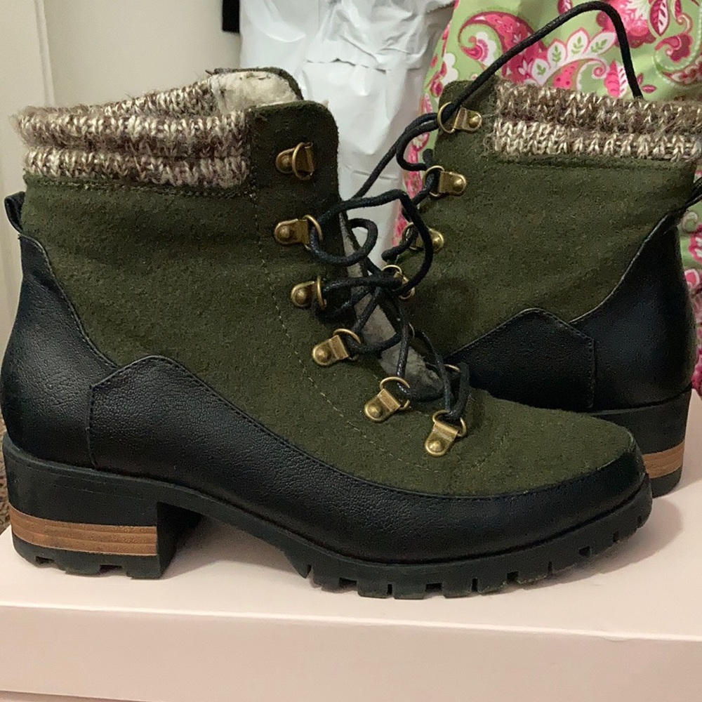 Women’s boots